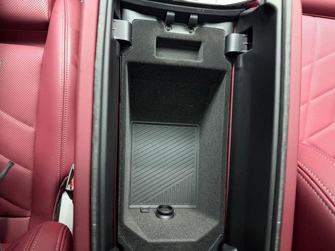 Used 2026 BMW 530i w/ M Sport Package RWD image 33