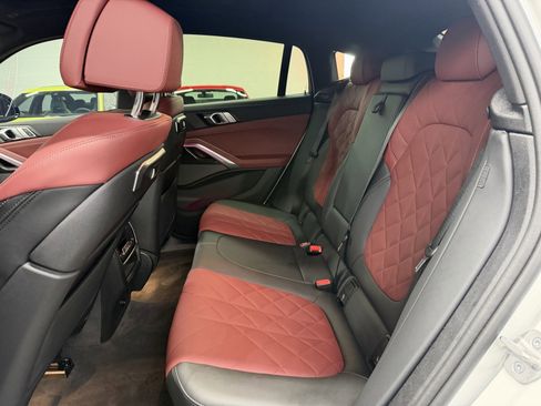 Used 2024 BMW X6 xDrive40i w/ Premium Package image 22