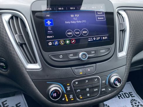 Used 2023 Chevrolet Malibu LT image 24