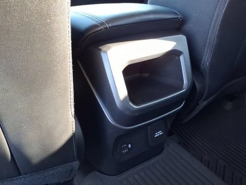Used 2025 Ford Ranger Lariat w/ FX4 Off-Road Package AWD/4WD image 11