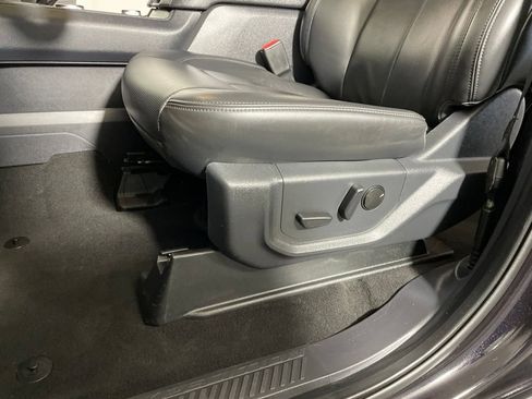 Used 2024 Ford Expedition Max XLT AWD/4WD image 11