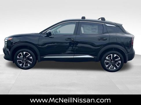New 2026 Nissan Kicks SV image 4