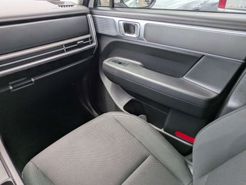 Used 2024 Hyundai Santa Fe SE FWD image 15