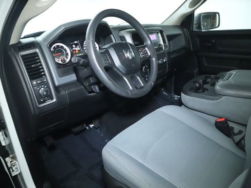 Used 2019 RAM 1500 Express image 17