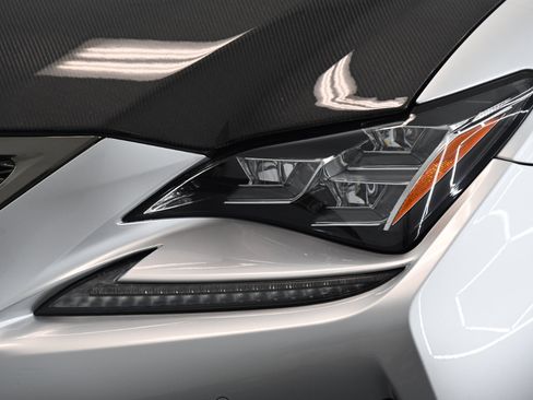 Used 2015 Lexus RC F image 9