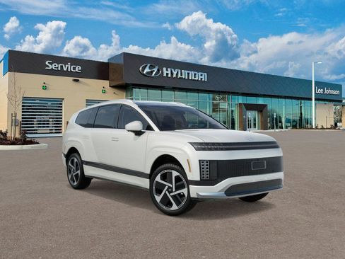 New 2026 Hyundai Ioniq 9 Calligraphy AWD/4WD image 2