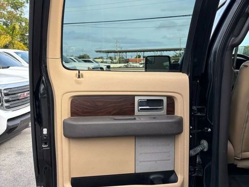 Used 2012 Ford F150 Lariat w/ Lariat Chrome Pkg image 30