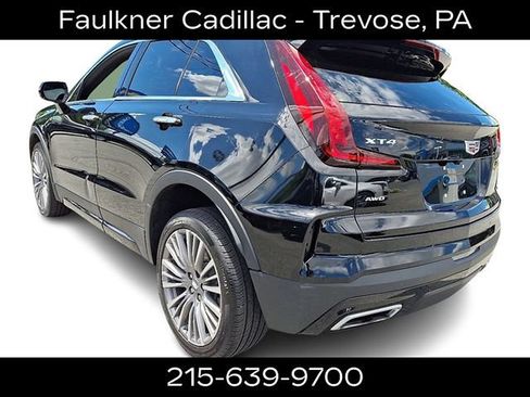 Used 2024 Cadillac XT4 Premium Luxury AWD/4WD image 3