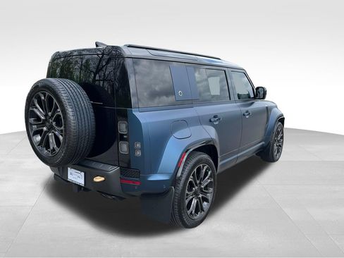 Used 2026 Land Rover Defender 110 OCTA AWD/4WD image 5