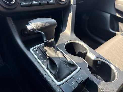 Used 2022 Kia Sportage LX FWD image 14