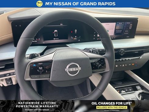 New 2026 Nissan Murano Platinum w/ Cargo Package AWD/4WD image 17