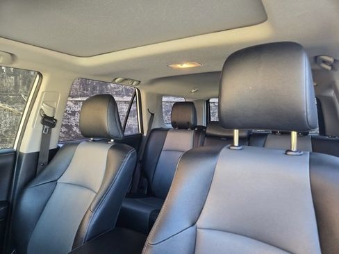 Used 2021 Toyota 4Runner SR5 Premium image 13