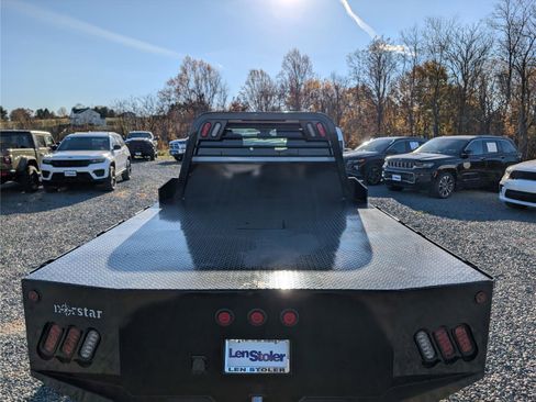 Used 2025 Chevrolet Silverado 3500 LT w/ Convenience Package image 15