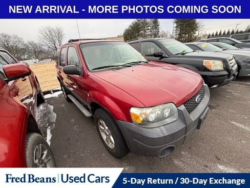 Used 2006 Ford Escape XLT image 9