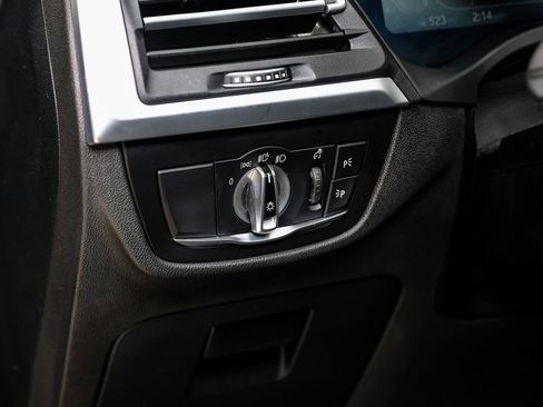 Used 2024 BMW X4 xDrive30i image 38