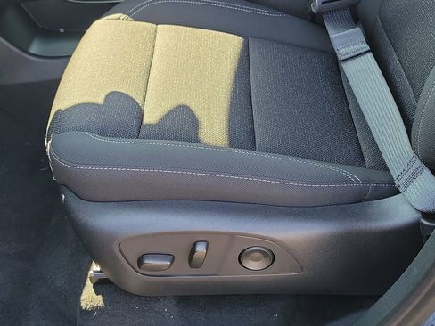 New 2026 Chevrolet Traverse LT image 12