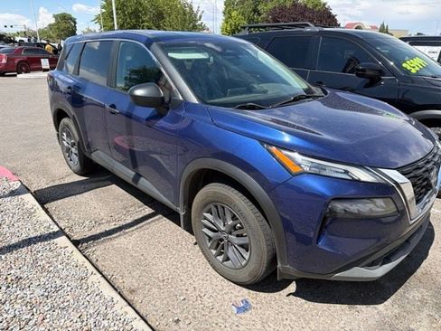 Used 2023 Nissan Rogue S AWD/4WD image 5