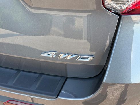 Used 2024 Ford Explorer XLT w/ Equipment Group 202A AWD/4WD image 7