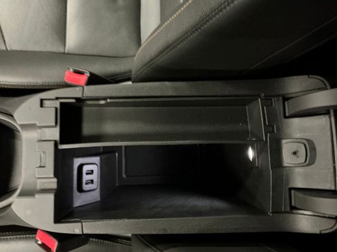 Used 2020 Chevrolet Equinox Premier image 25