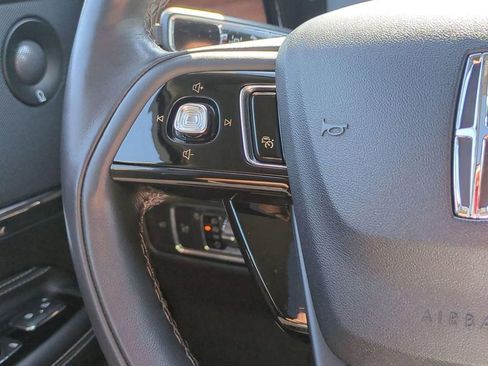 Certified 2022 Lincoln Corsair Reserve w/ Equipment Group 201A AWD/4WD image 20