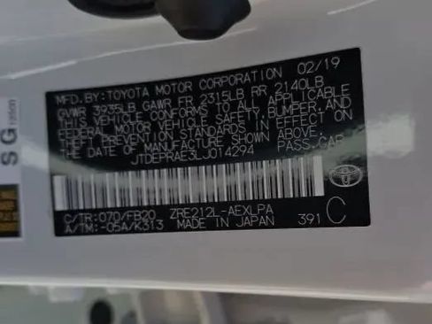 Used 2020 Toyota Corolla LE FWD image 48