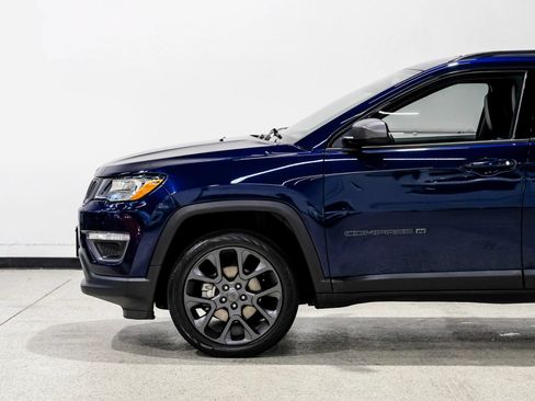Used 2021 Jeep Compass Latitude AWD/4WD image 10