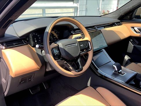New 2026 Land Rover Range Rover Velar Autobiography image 5