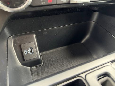 Used 2022 Ford F150 XLT w/ Equipment Group 302A High image 24