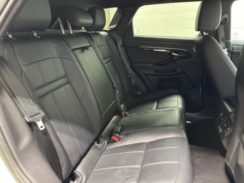Used 2023 Land Rover Range Rover Evoque R-Dynamic SE AWD/4WD image 38