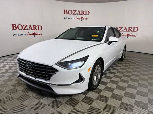 Used 2022 Hyundai Sonata SE w/ Cargo Package FWD image 4