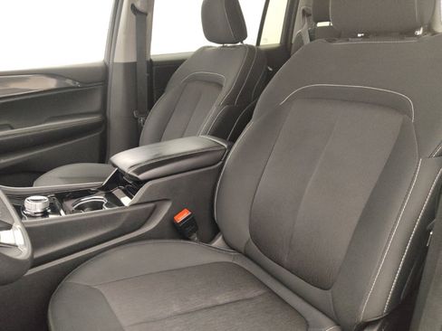 Used 2023 Jeep Grand Cherokee L Laredo AWD/4WD image 17