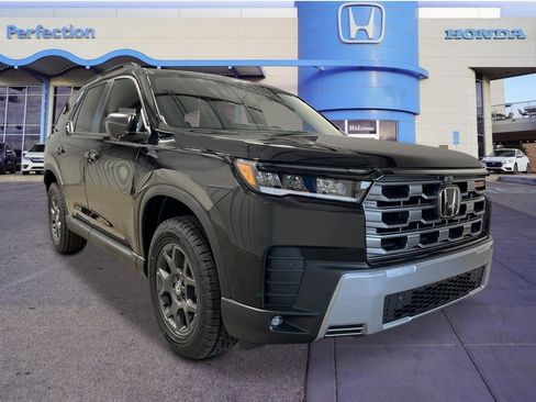 New 2026 Honda Pilot TrailSport image 9