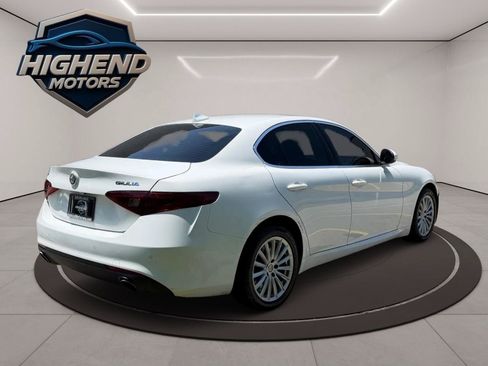 Used 2021 Alfa Romeo Giulia Sprint w/ Cold Weather Package AWD/4WD image 6
