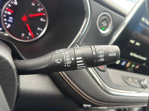 Used 2023 Chevrolet Blazer Premier w/ Enhanced Convenience Package image 33