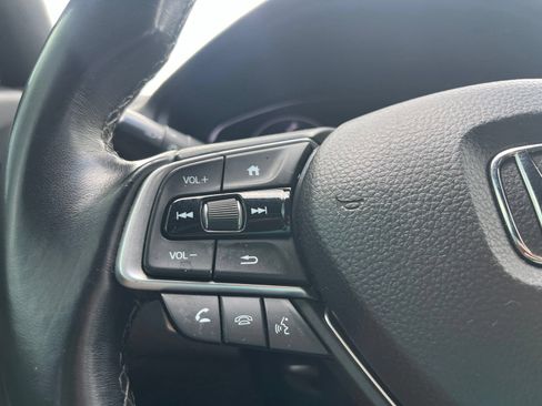 Used 2021 Honda Accord Sport image 14
