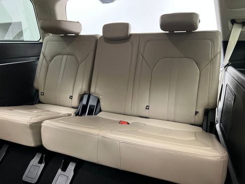 Used 2024 Ford Expedition Limited image 36