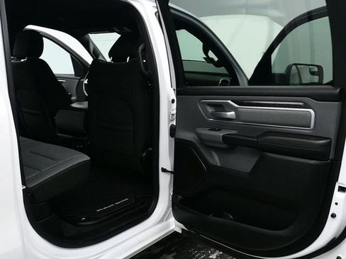 Used 2021 RAM 1500 Big Horn image 9