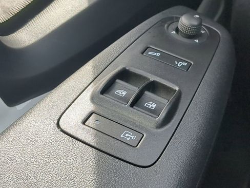 New 2026 RAM ProMaster 1500 w/ Storage Group FWD image 19