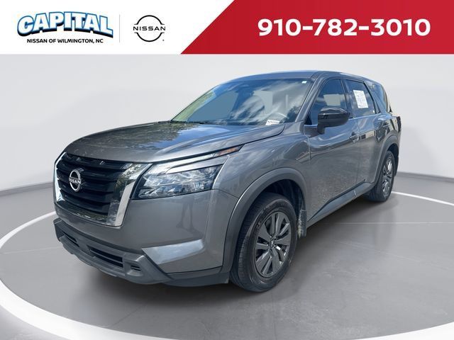 Used 2024 Nissan Pathfinder S w/ Cargo Package FWD image 1