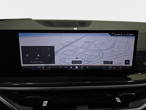 Used 2024 BMW X5 xDrive40i w/ Premium Package image 25