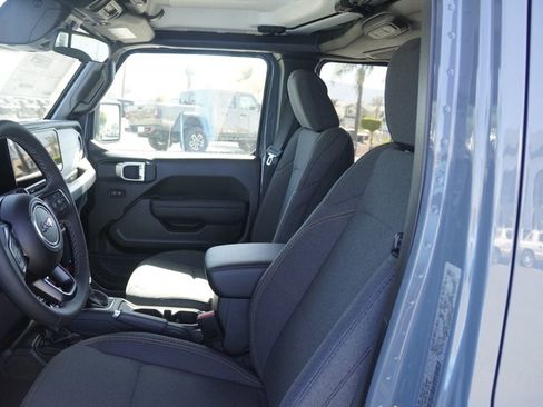 New 2026 Jeep Gladiator Willys image 19