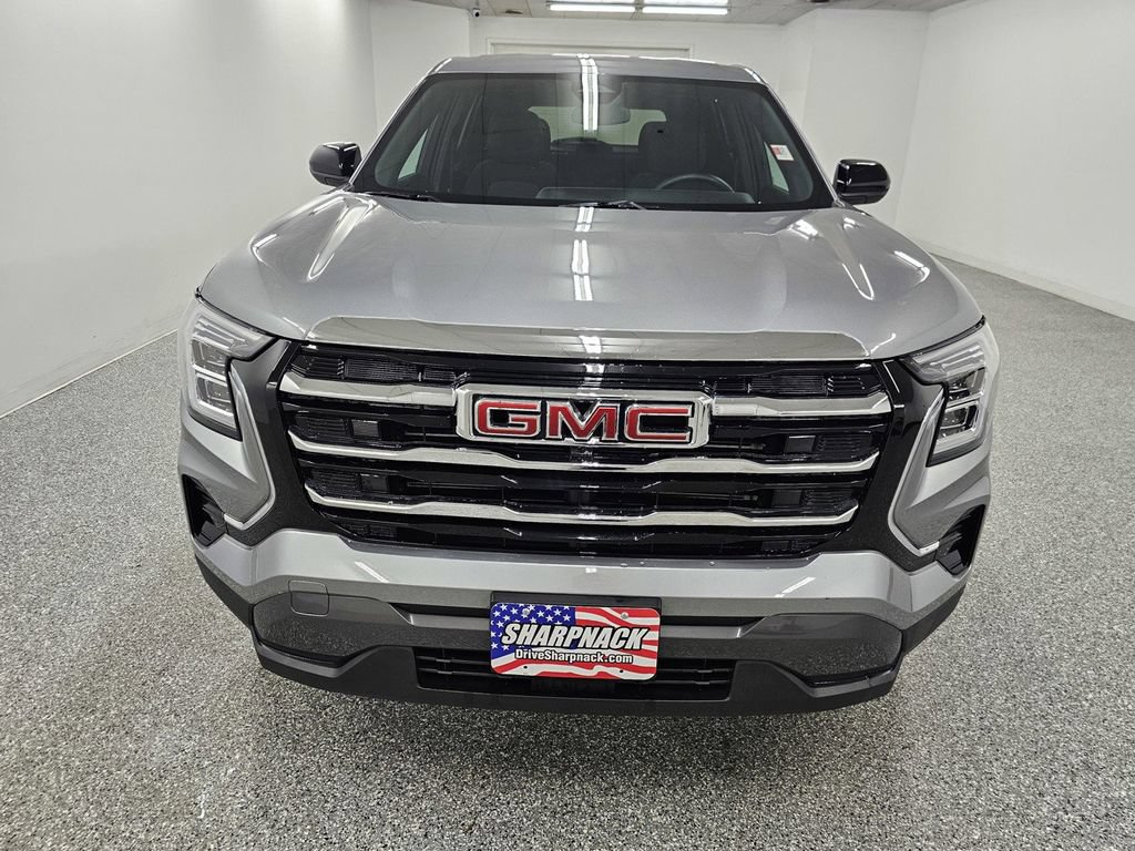 Used 2025 GMC Terrain Elevation AWD/4WD image 2