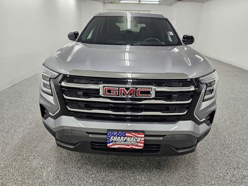 Used 2025 GMC Terrain Elevation AWD/4WD image 2