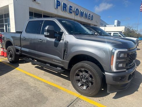 Used 2023 Ford F250 Lariat w/ Lariat Ultimate Package AWD/4WD image 3