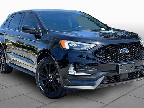 Used 2022 Ford Edge ST-Line w/ Class II Trailer Tow Package AWD/4WD image 3