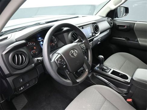 Used 2021 Toyota Tacoma SR w/ SR Convenience Package image 18