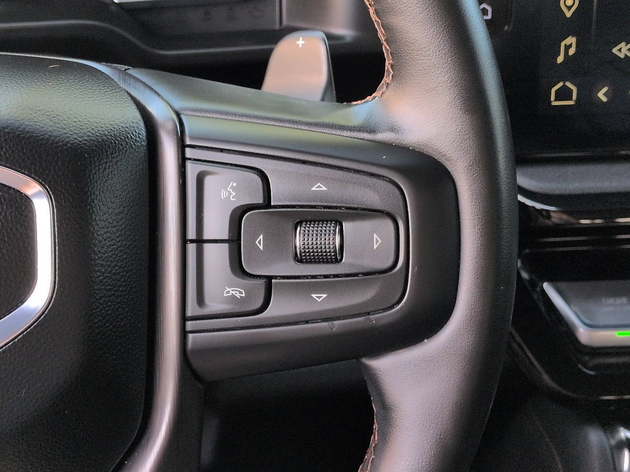 Used 2024 GMC Sierra 1500 AT4 w/ Technology Package AWD/4WD image 25