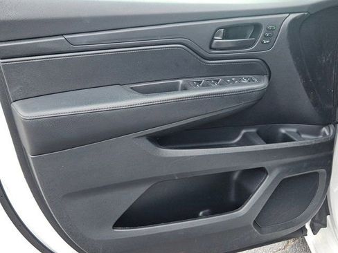 Used 2024 Honda Odyssey Sport image 32