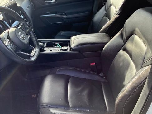 Used 2022 Nissan Pathfinder SL w/ SL Premium Package image 7