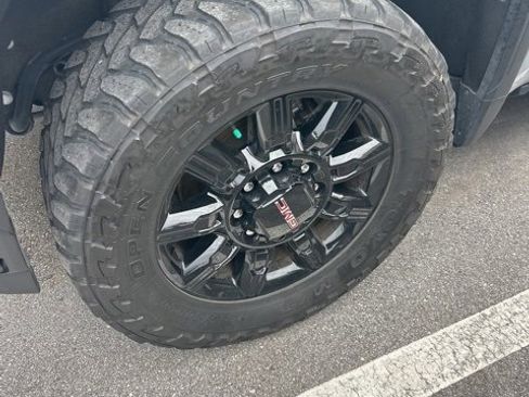 Certified 2024 GMC Sierra 2500 AT4 w/ Technology Package image 2